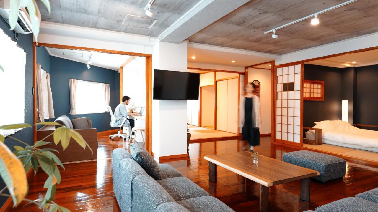 琉球モダン宿りゅうだん Naha Bagian luar foto