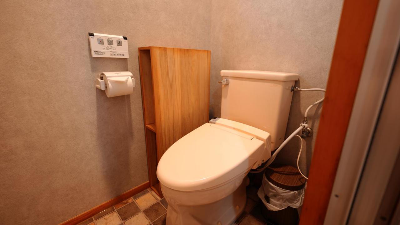 琉球モダン宿りゅうだん Naha Bagian luar foto